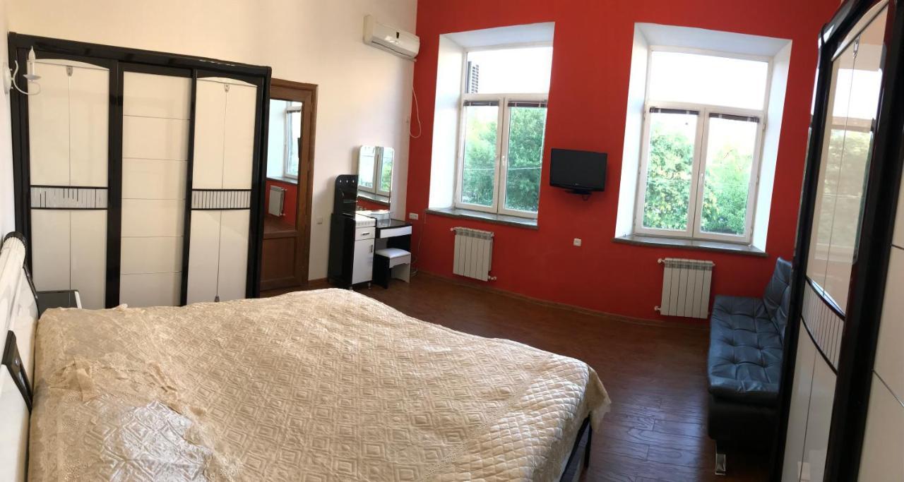 Apartment By Family Hotel エレバン エクステリア 写真