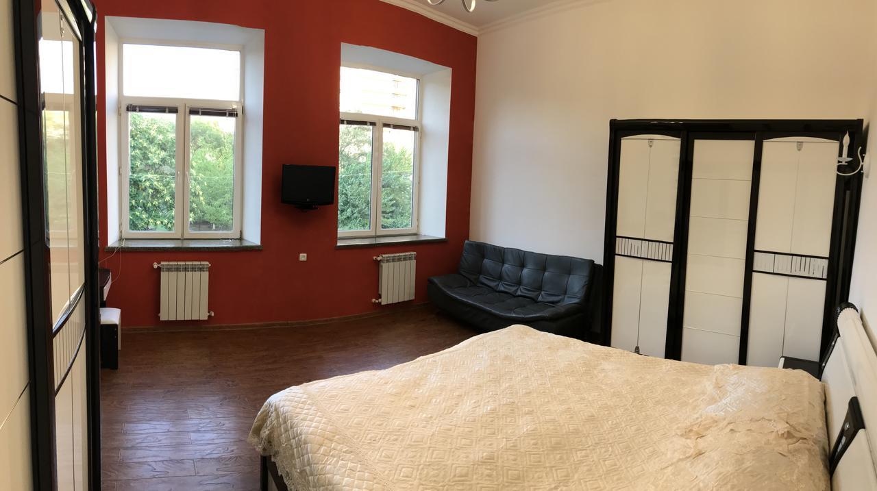Apartment By Family Hotel エレバン エクステリア 写真
